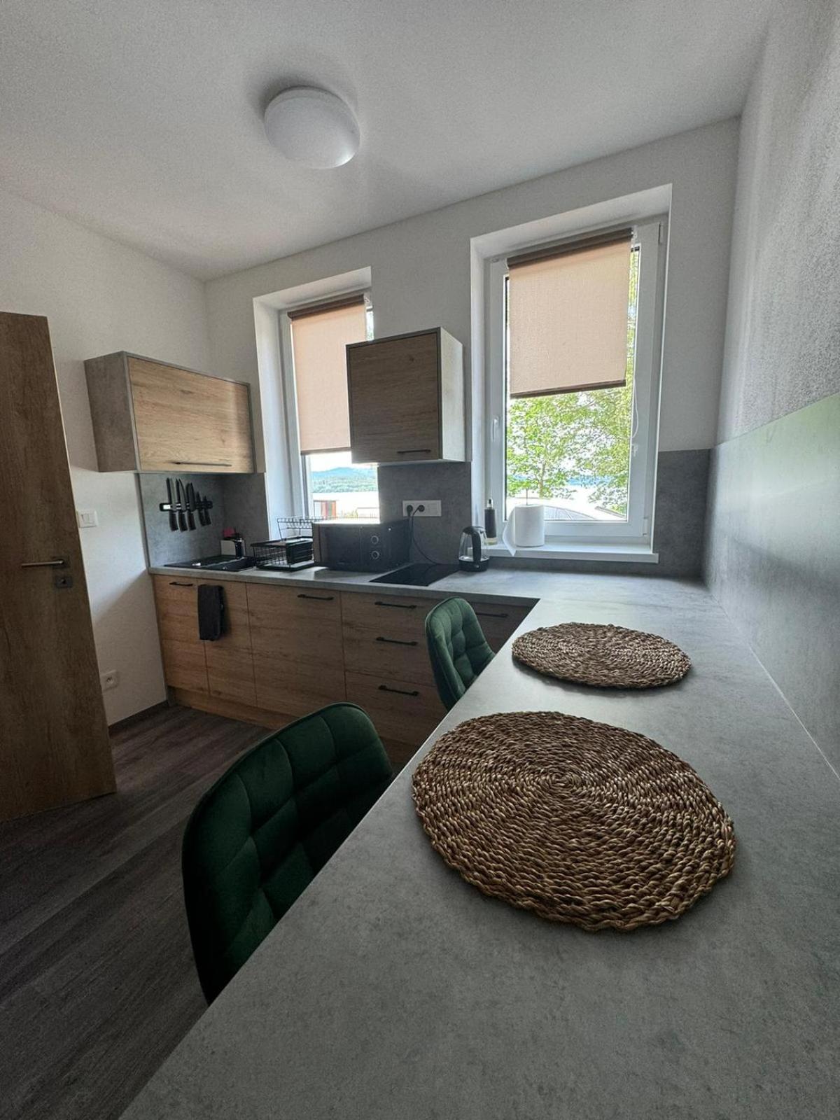 Rathschlag Hobiti Apartman - Sam מראה חיצוני תמונה