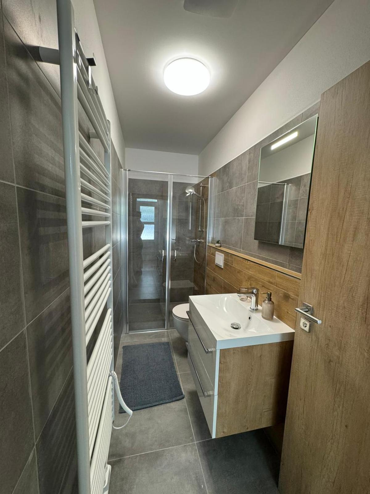 Rathschlag Hobiti Apartman - Sam מראה חיצוני תמונה