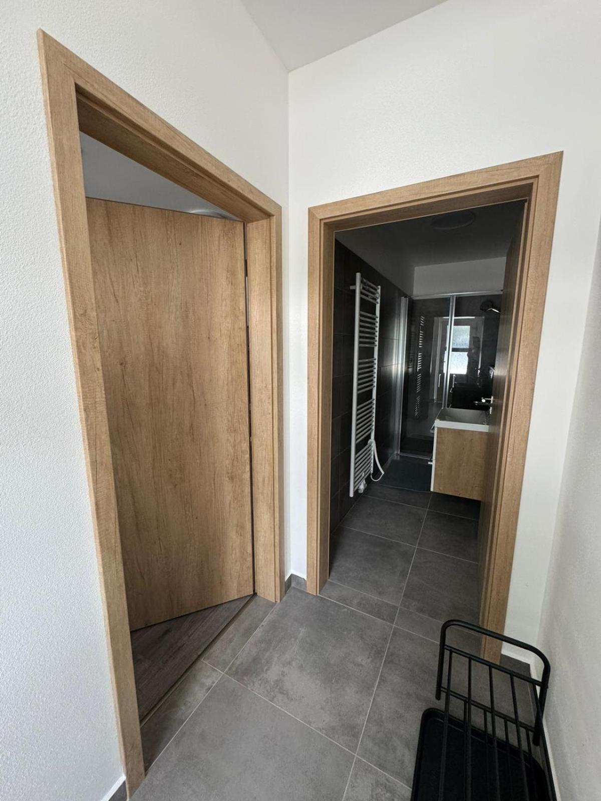 Rathschlag Hobiti Apartman - Sam מראה חיצוני תמונה